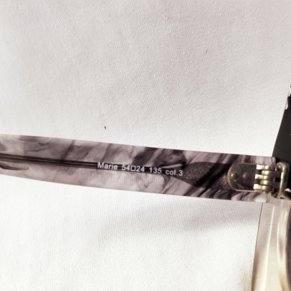 Marie - Darylynn EyeWear Luxury Italian Sunglasses - Picture 7 of 13